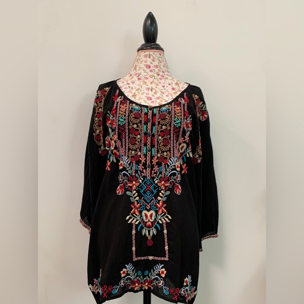 Johnny Was | Dolora | Embroidered 3/4 Sleeve Floral Top